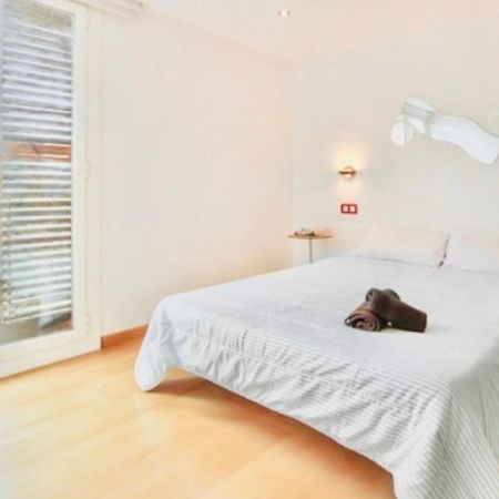דירות קמארוגה Apartamento En La Playa Con Terraza מראה חיצוני תמונה