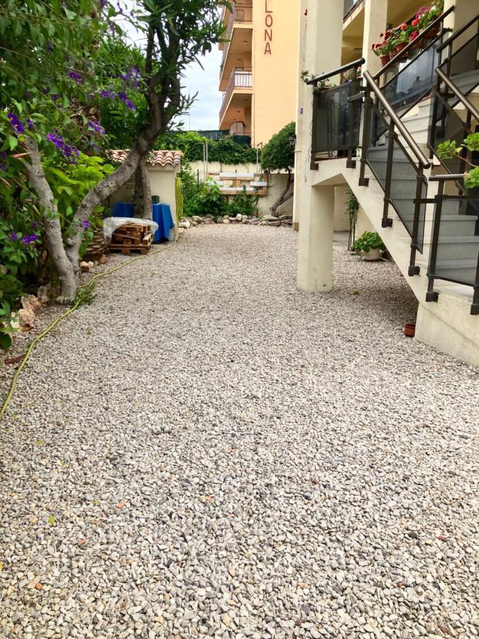 דירות קמארוגה Apartamento En La Playa Con Terraza מראה חיצוני תמונה